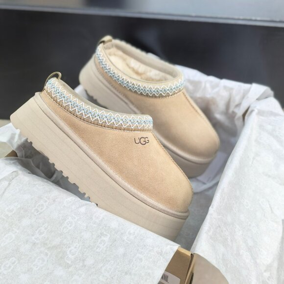 UGG Tasman Slippers Mustard Seed Womens - Picture 5 of 9